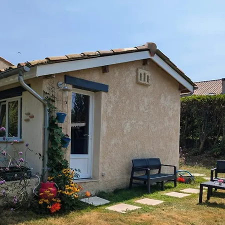 Gite Charme Et Campagne Montazeau Exterior photo